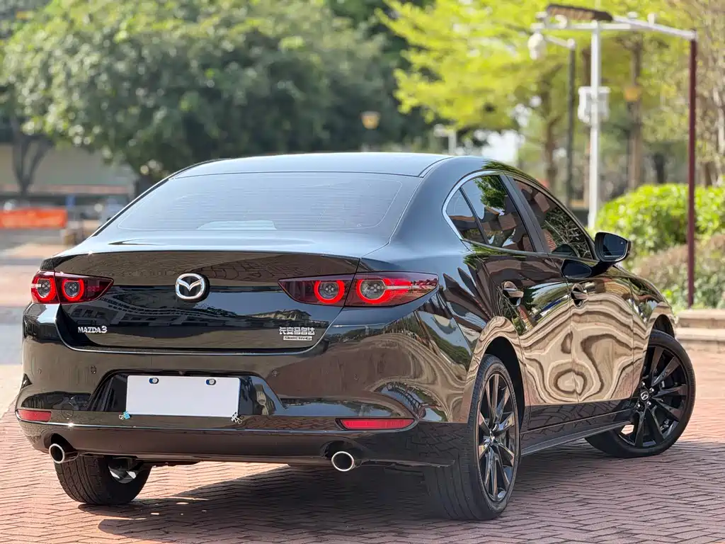 MAZDA 3 ANGKESAILA