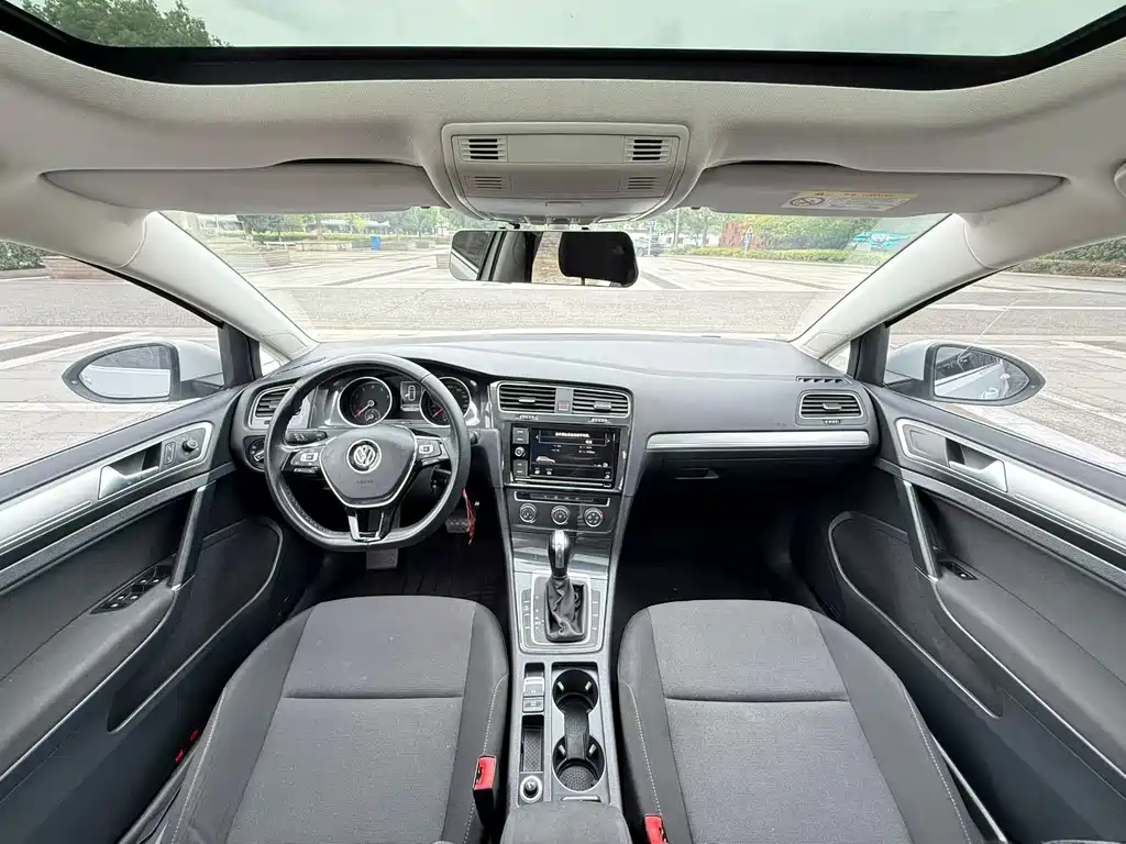 Volkswagen Golf — миниатюра 5