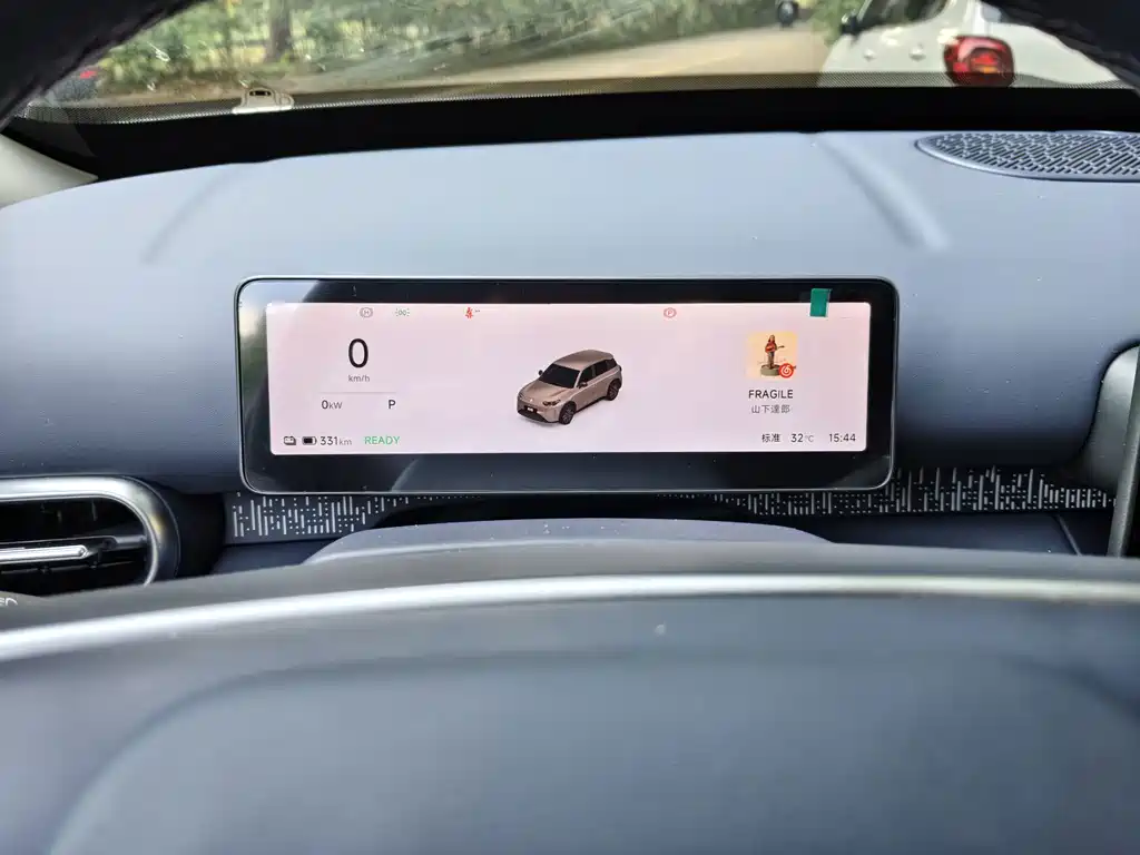 Leapmotor Leapmotor A10 — миниатюра 6