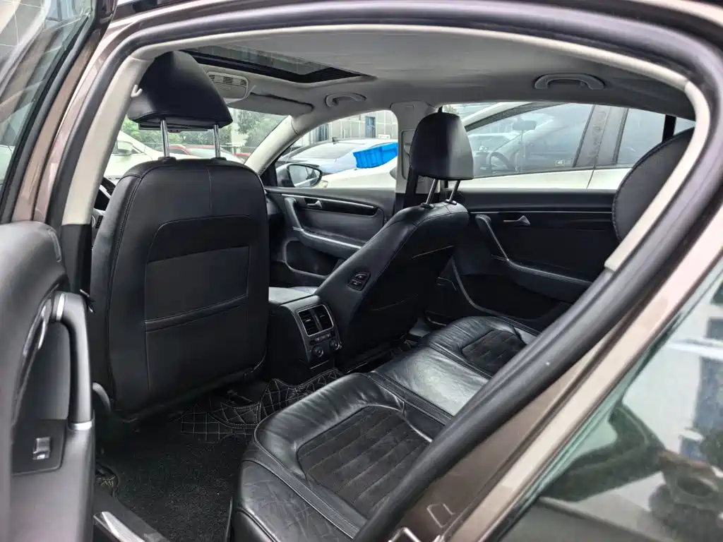 Volkswagen Magotan — миниатюра 7