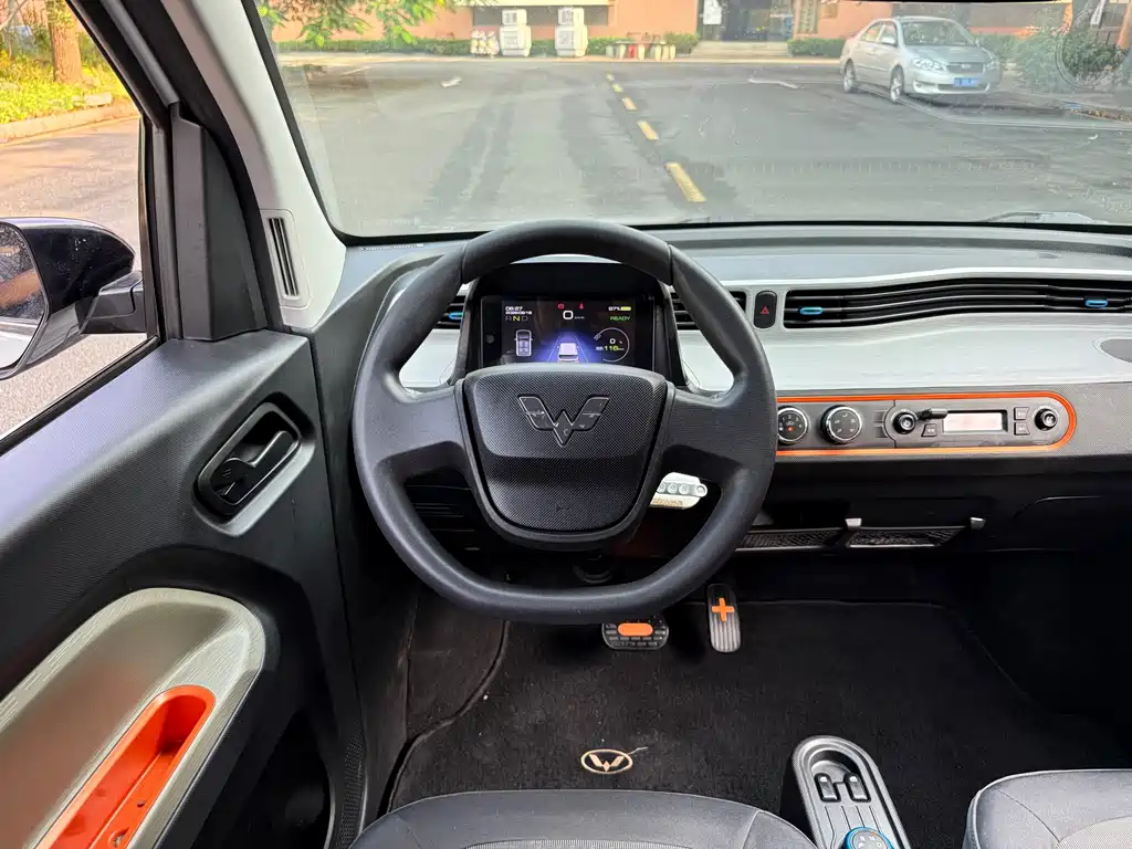 Wuling MINIEV — миниатюра 14