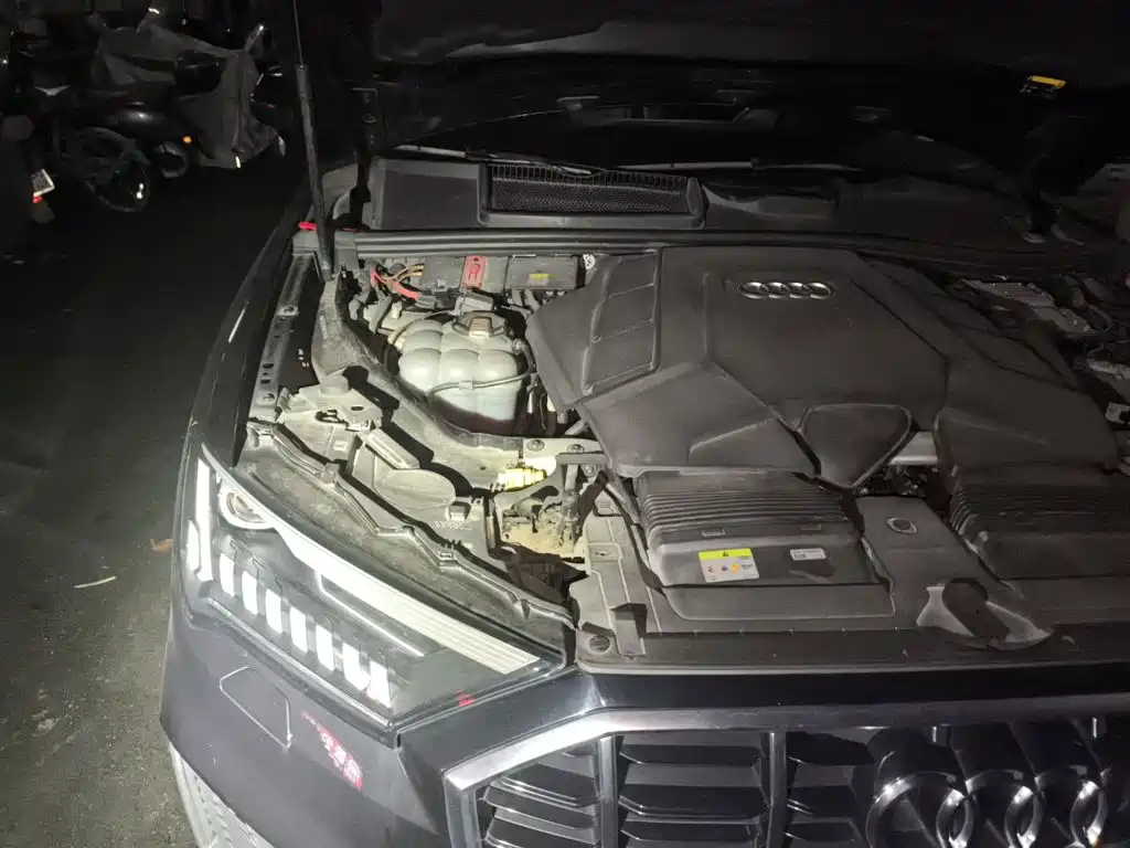 Audi Q7 — миниатюра 20