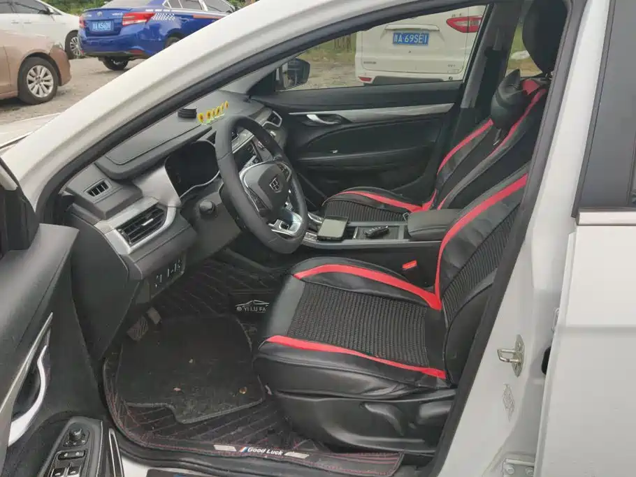 Geely Emgrand — миниатюра 9