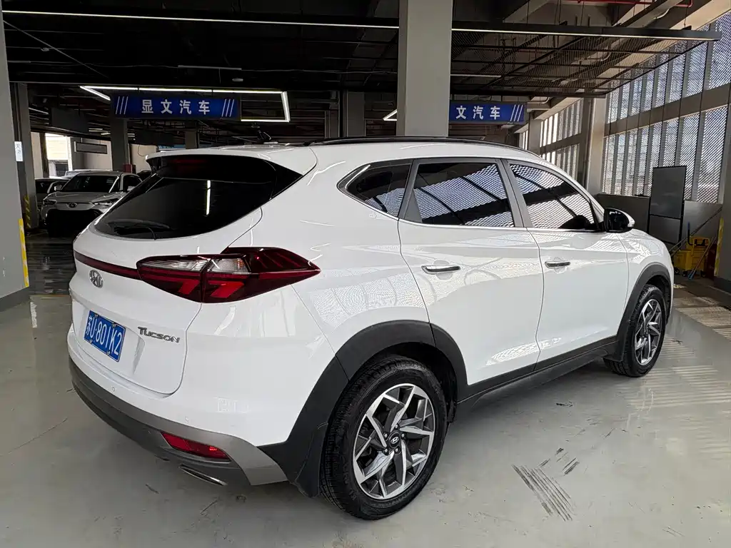 Hyundai Tucson — миниатюра 16