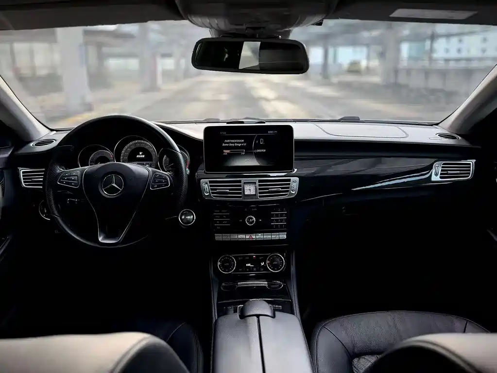 Mercedes-Benz CLS — миниатюра 9