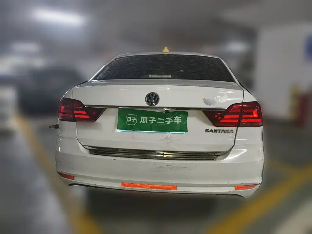 Volkswagen Santana — миниатюра 5