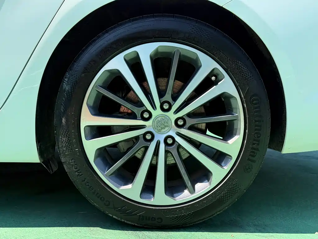 Buick Regal — миниатюра 20