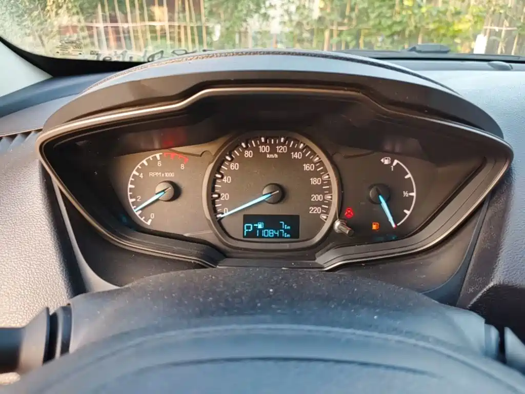 Ford Escort — миниатюра 12