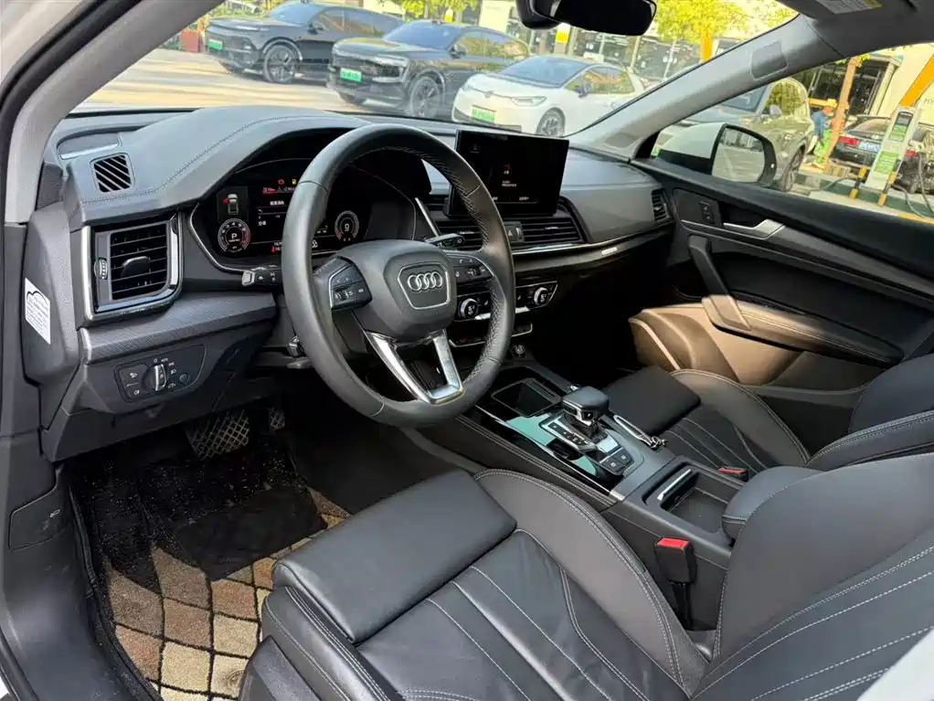 Audi Q5L — миниатюра 10