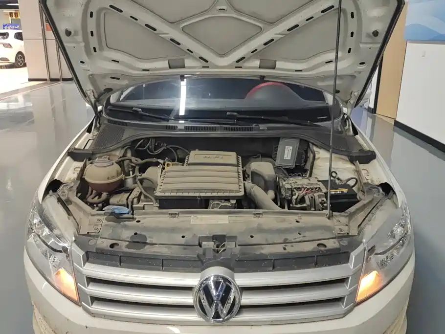 Volkswagen Santana — миниатюра 10