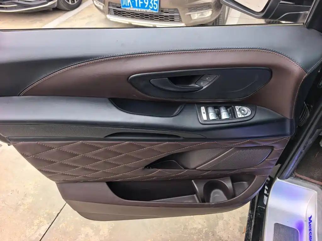 Mercedes-Benz Vito — миниатюра 9
