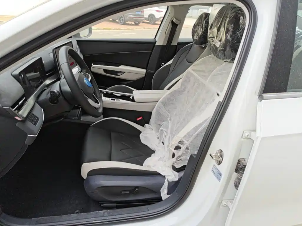 Volkswagen Sagitar — миниатюра 15