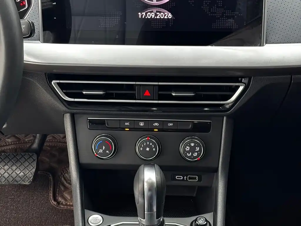Volkswagen Lavida — миниатюра 12