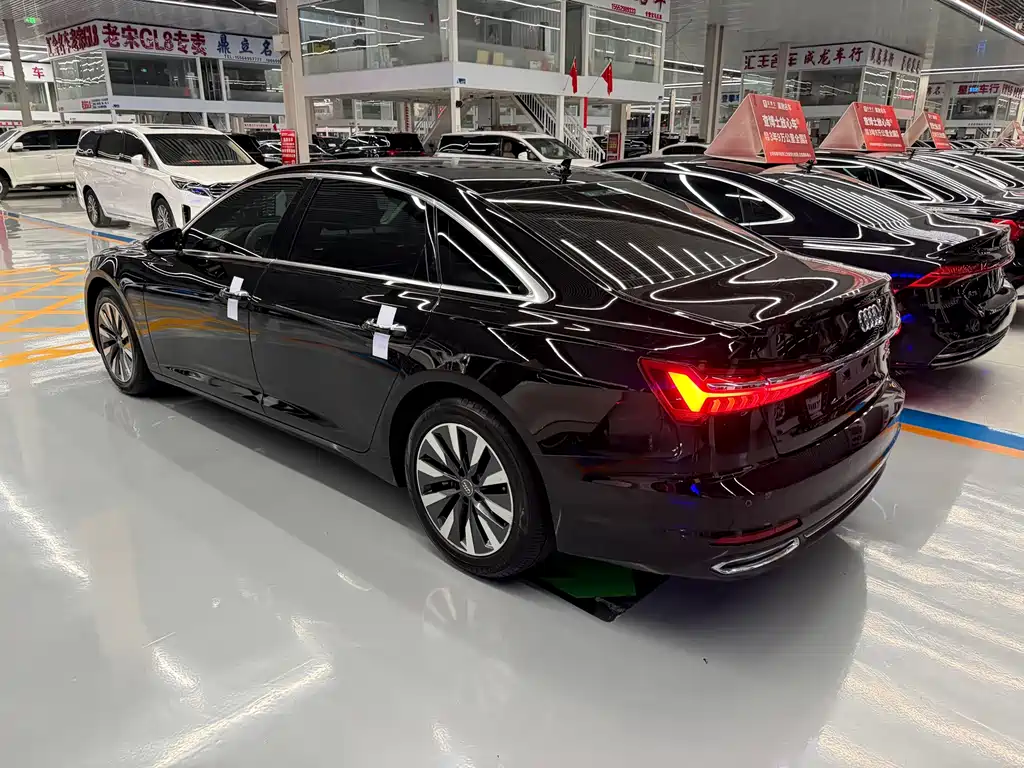 Audi A6L — миниатюра 9