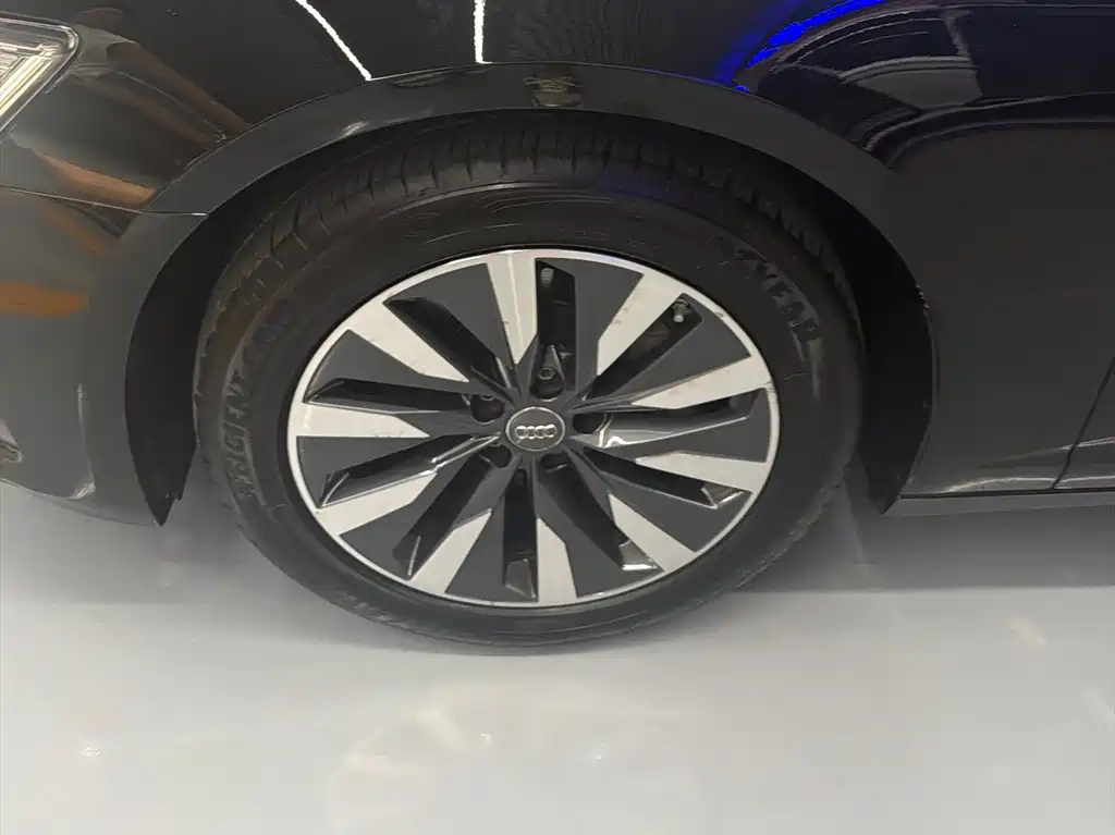 Audi A6L — миниатюра 11