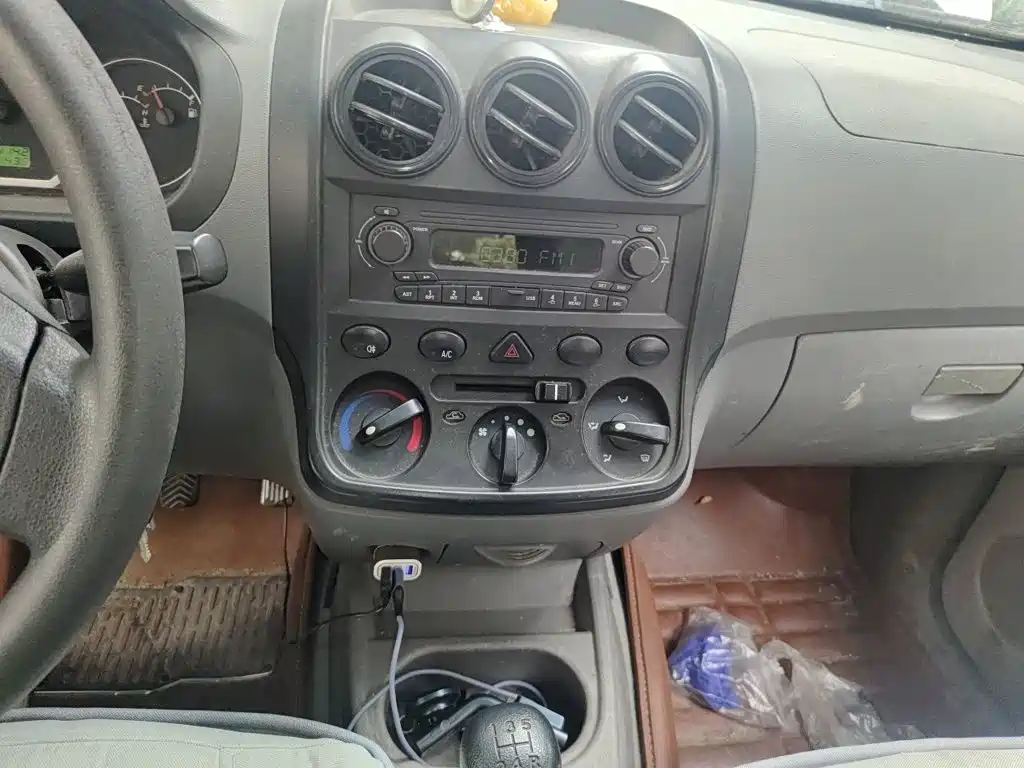 Wuling Hongguang — миниатюра 14