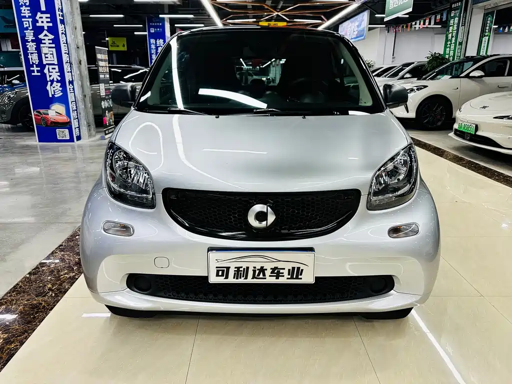 smart Smart Fortwo — миниатюра 10