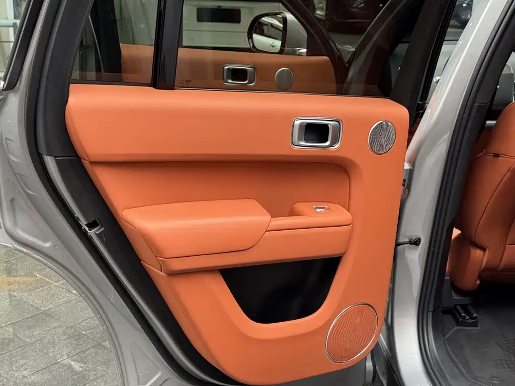 Li Auto Li L8 — миниатюра 15