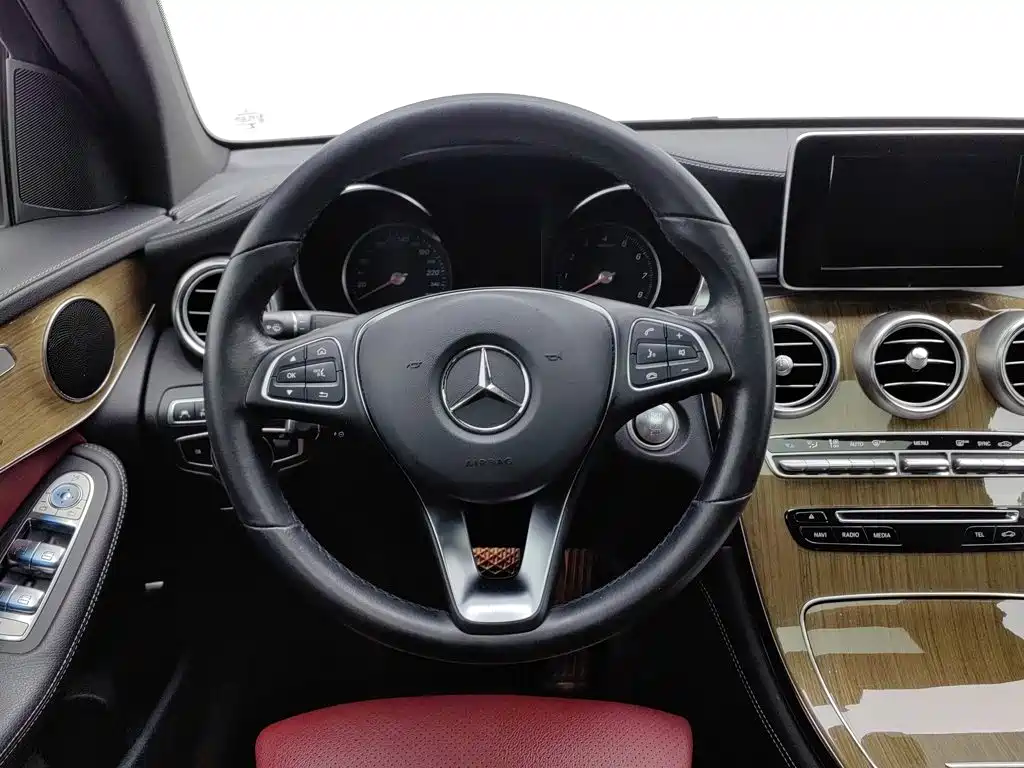 Mercedes-Benz GLC Coupe — миниатюра 11