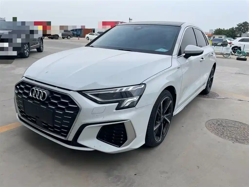 Купить Audi A3