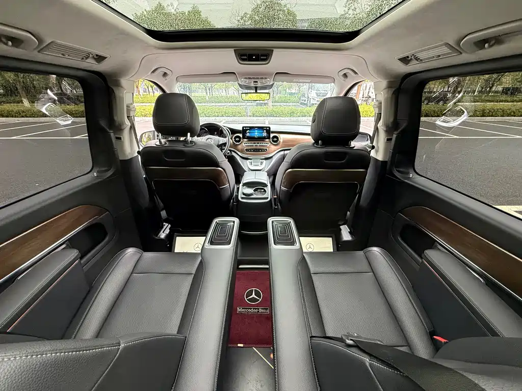 Mercedes-Benz V-Class — миниатюра 14
