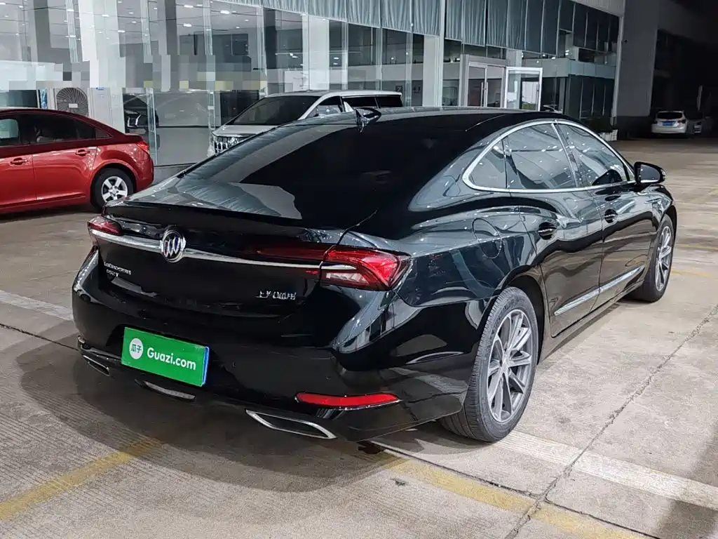 Buick LaCrosse — миниатюра 7