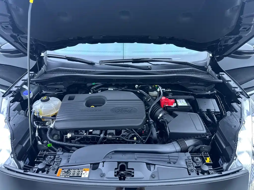 Ford Escape — миниатюра 28