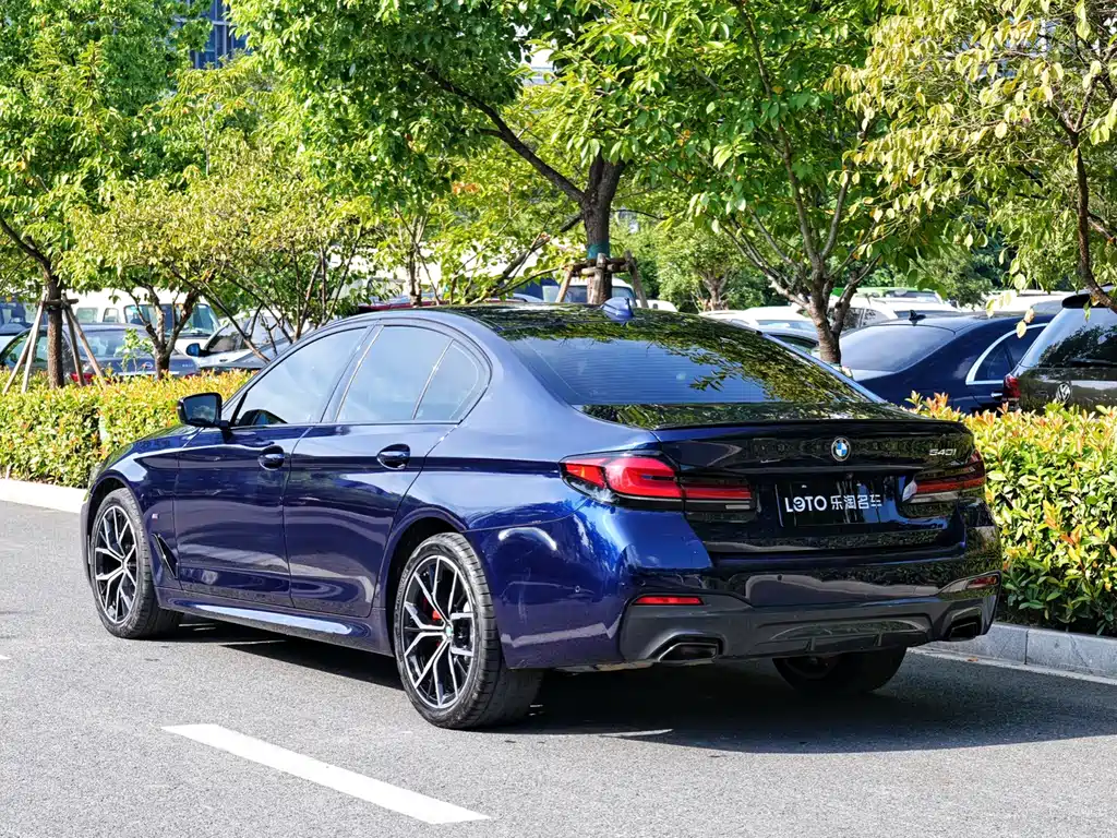 BMW 5 Series (Import) — миниатюра 3