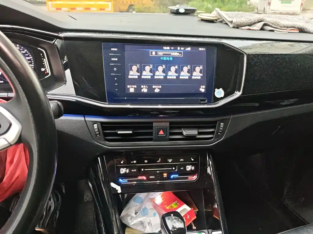 Volkswagen 探岳 GTE — миниатюра 14