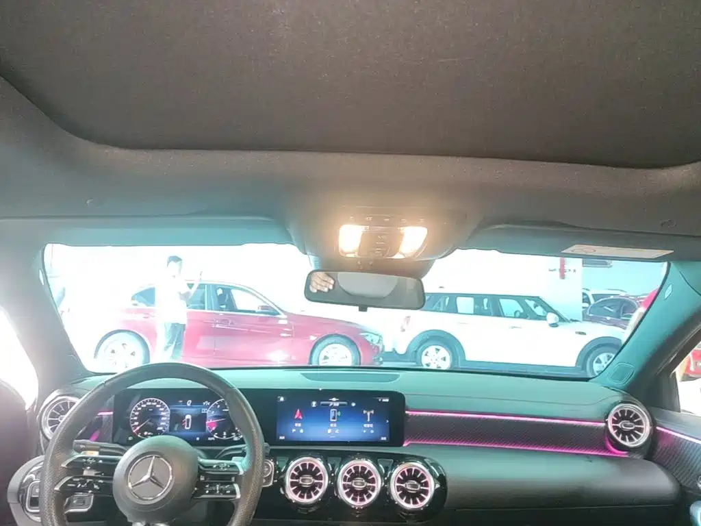Mercedes-Benz A-Class — миниатюра 18