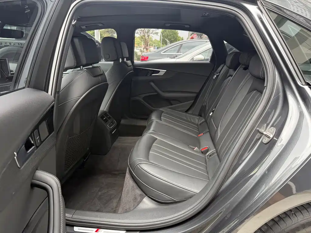 Audi A4L — миниатюра 8