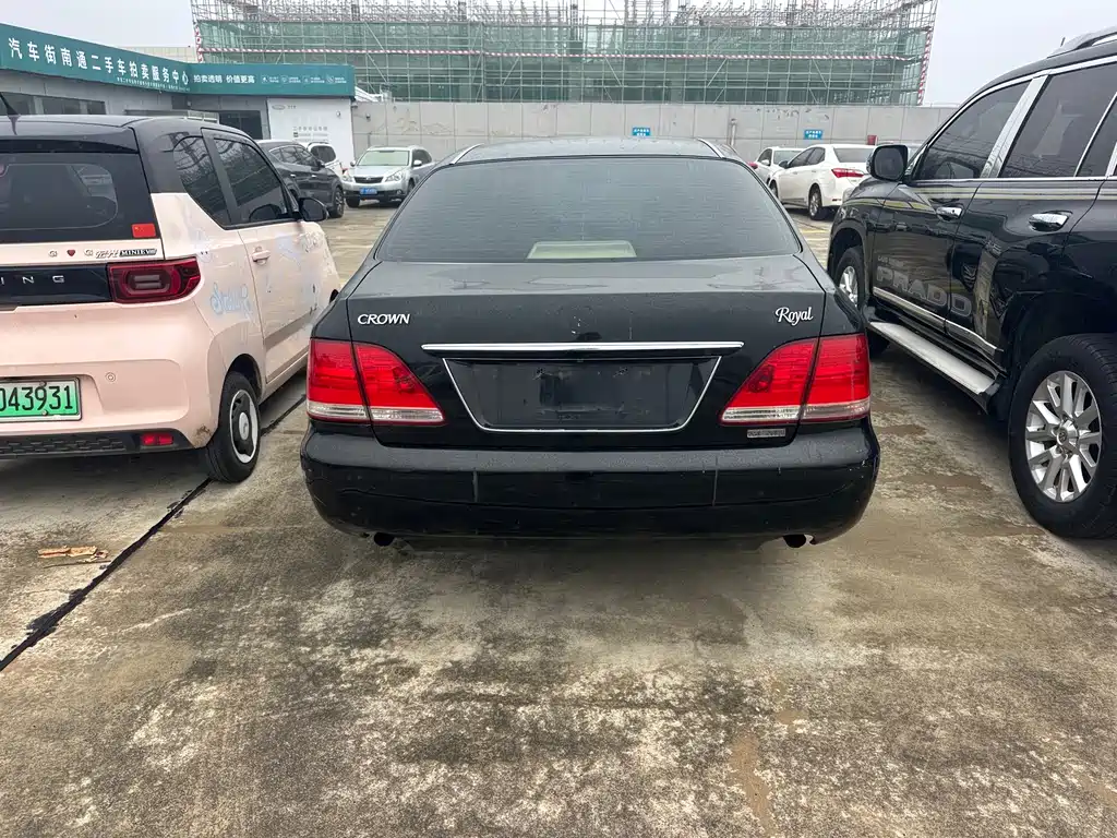 Toyota Crown 2005 3.0L Royal E