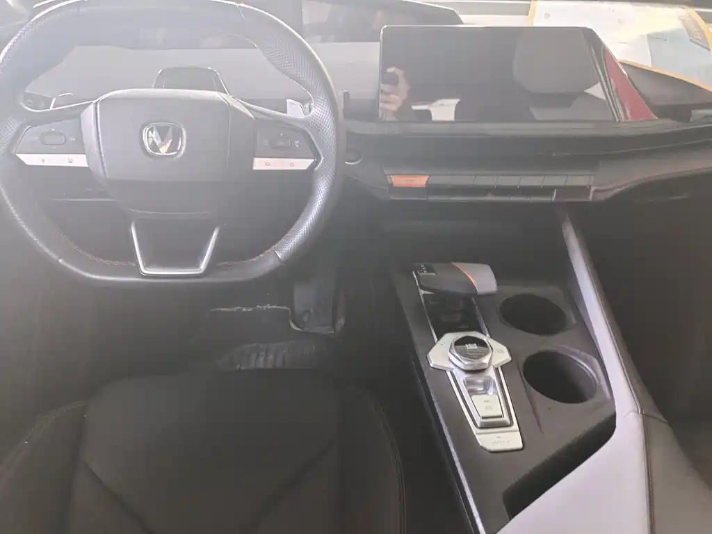 Changan UNI-V — миниатюра 6