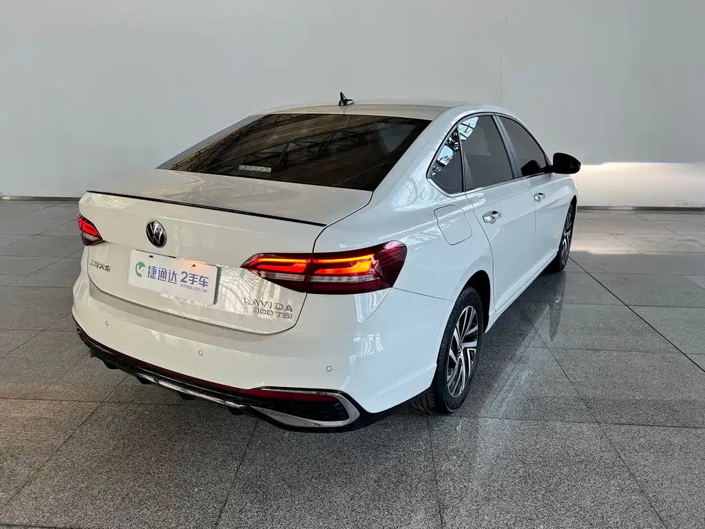 Volkswagen Lavida 2023 300TSI DSG