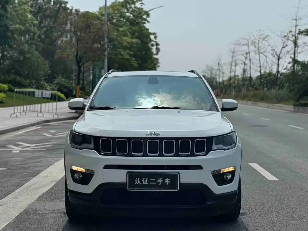 Jeep Compass — миниатюра 3