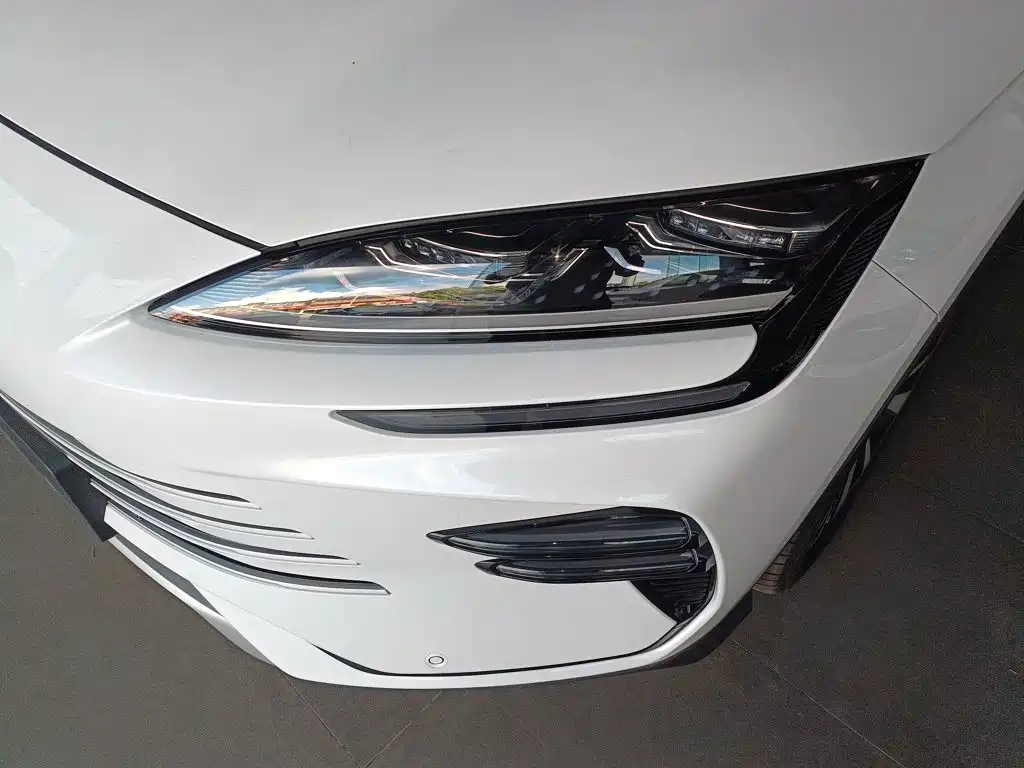 BYD PLUS New Energy — миниатюра 24