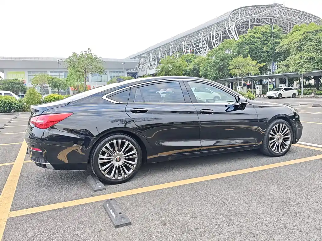 Hongqi Hongqi H5 — миниатюра 22