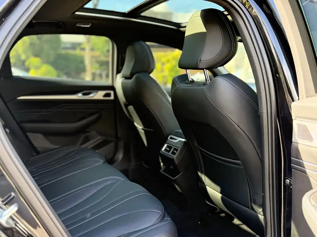 GEELY AUTOMOBILE XINGRUI