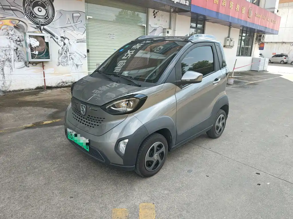Baojun E100