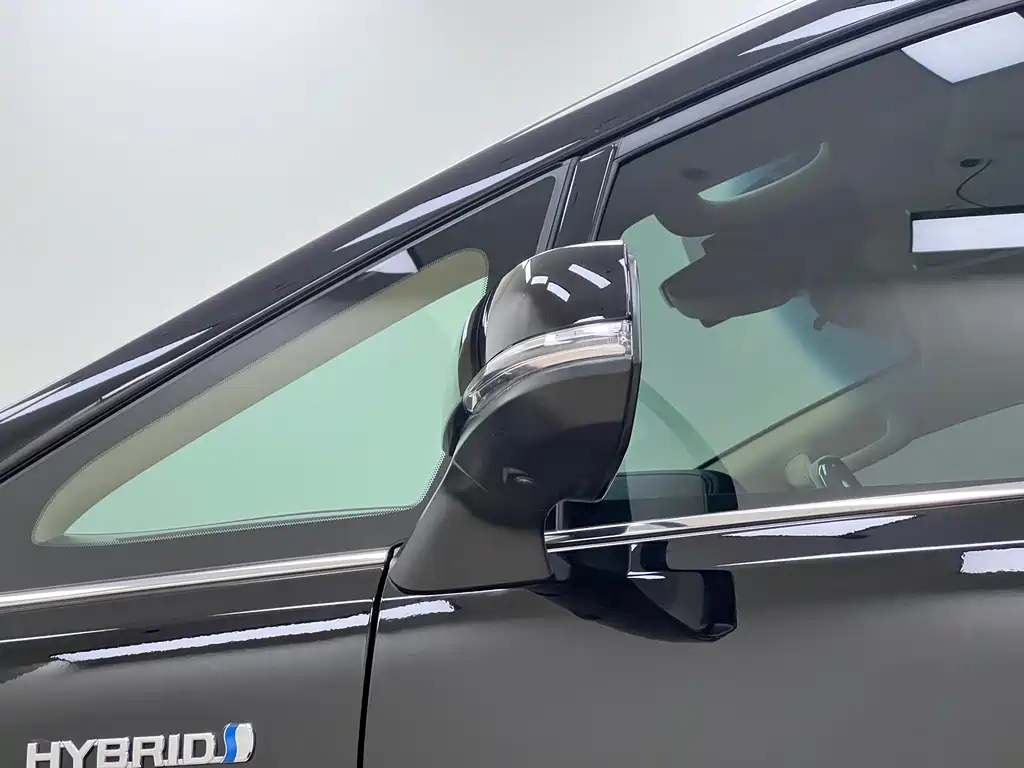 Toyota Vellfire 2021 2.5L HV Luxury