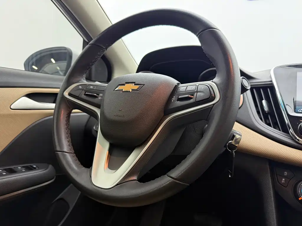 Chevrolet Monza — миниатюра 14