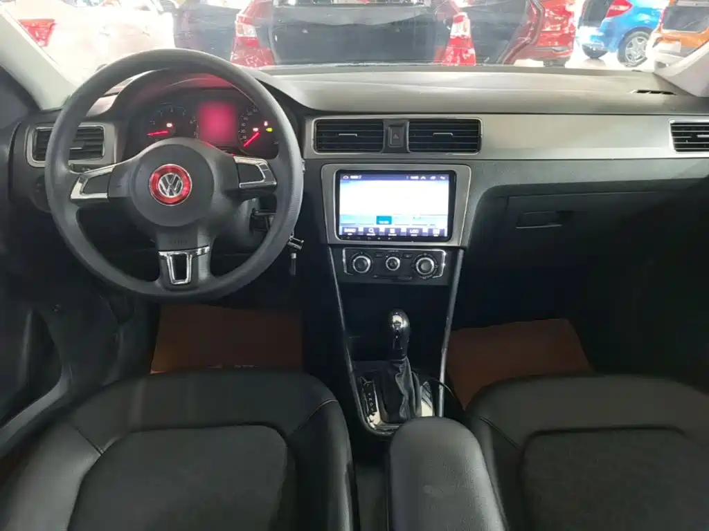 Volkswagen Santana — миниатюра 10