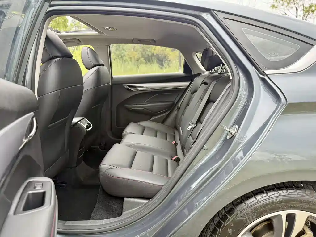 Geely Binrui — миниатюра 6