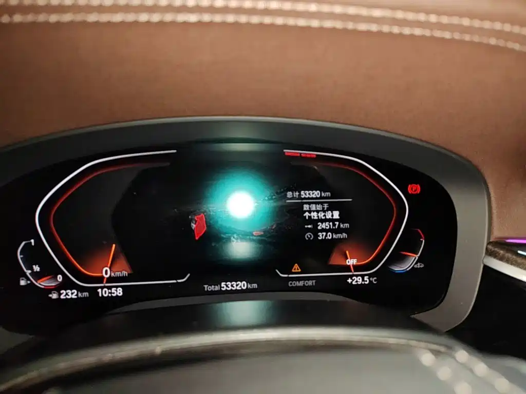 BMW 5 Series — миниатюра 12