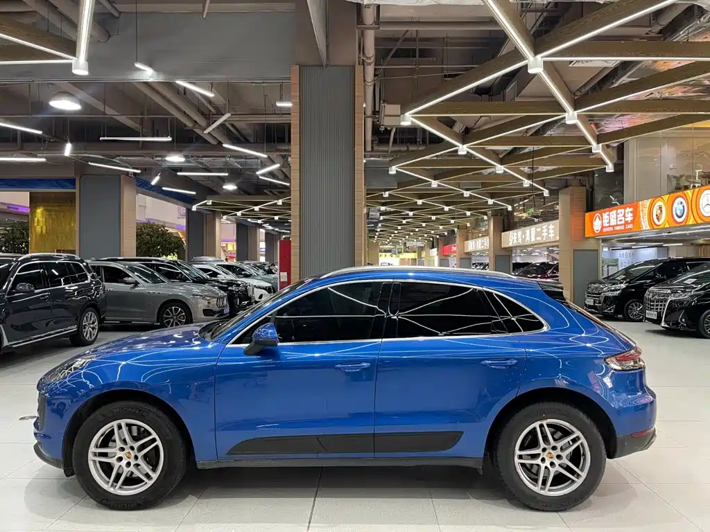 Porsche Macan — миниатюра 13