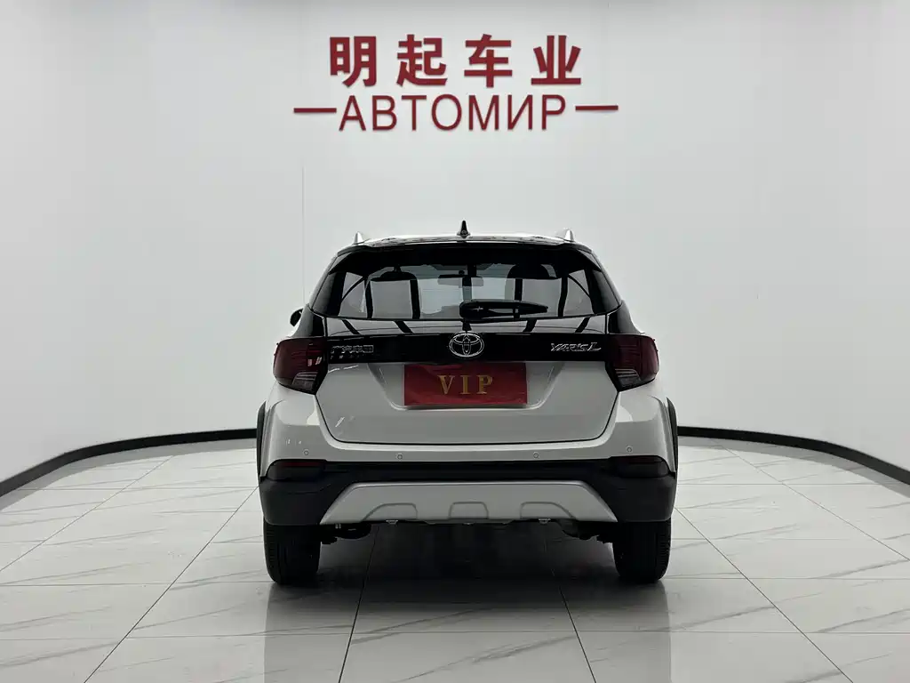 Toyota Yaris L — миниатюра 9