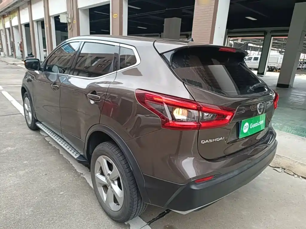 Nissan Qashqai — миниатюра 5