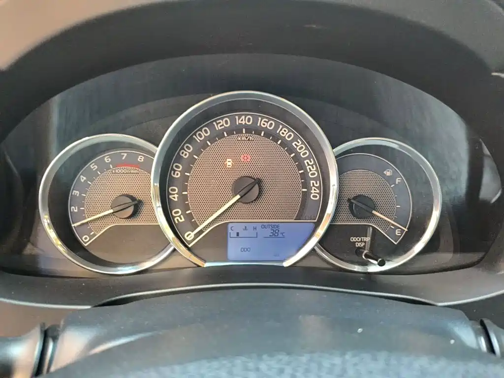Toyota Corolla — миниатюра 4