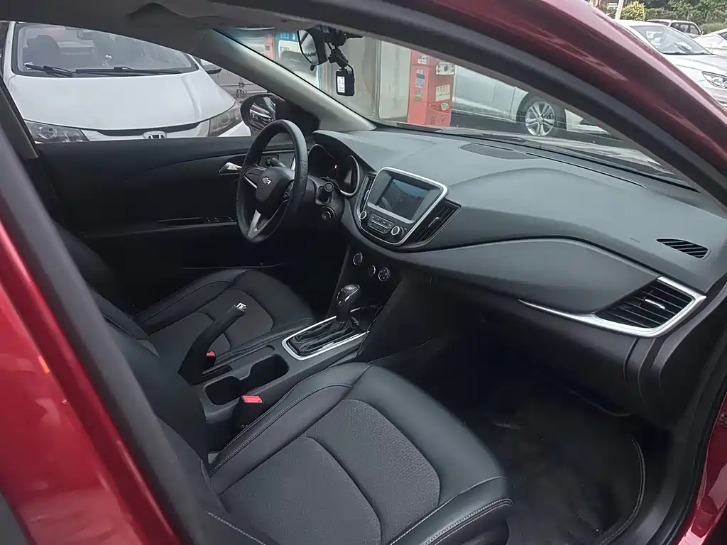 Chevrolet Cavalier — миниатюра 8