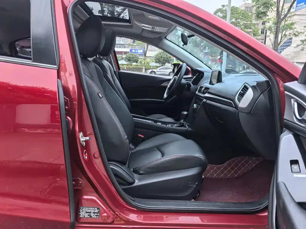 Mazda 3 Axela — миниатюра 6